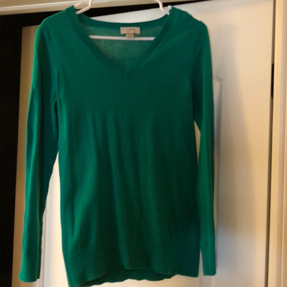 Green V neck sweater LOFT brand women’s size M
